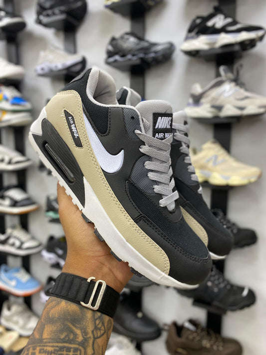Air Max 90 Tric