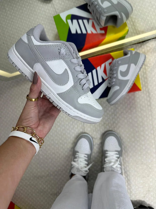 Nike Dunk Low Grey