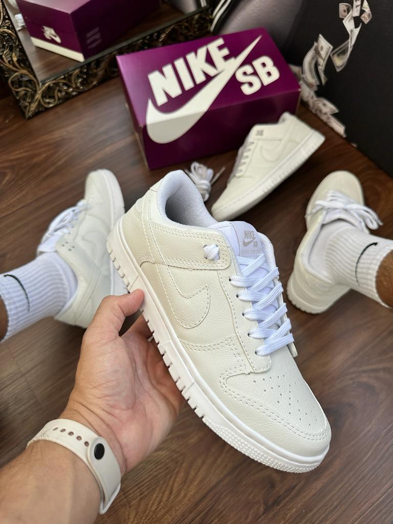 Nike Dunk Branco