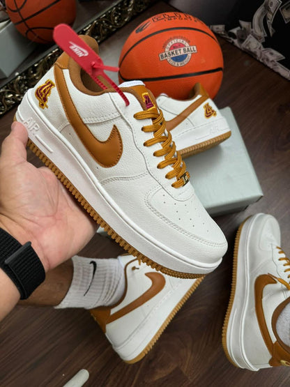AIR force LAKERS