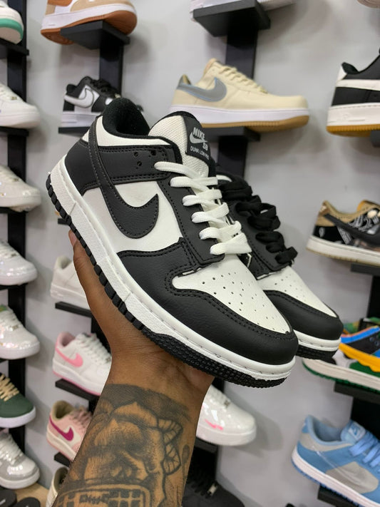 Dunk SB Low Black