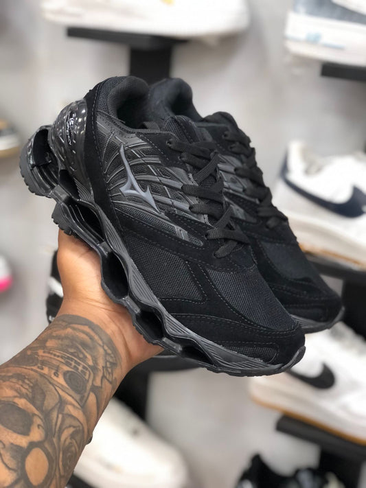 LS Black