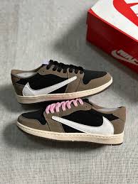 Air Jordan 1 Low Travis Scott
