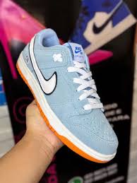 SB Dunk Low Pro Blue Chill