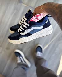 Vans Ultrarange V3
